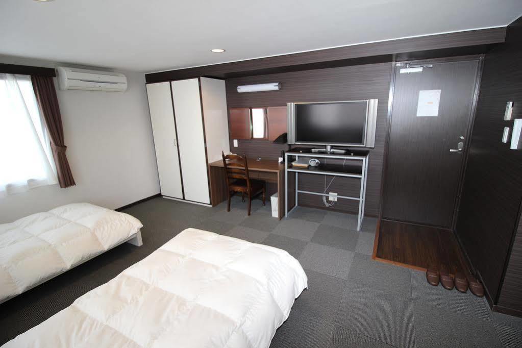 Hotel Chrysantheme Kyoto Extérieur photo